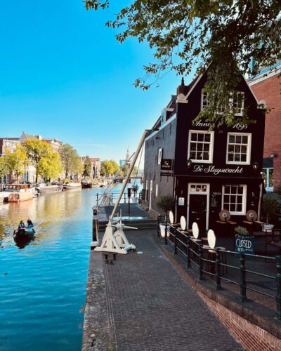 Amsterdam-unfolded-with-Canal-house